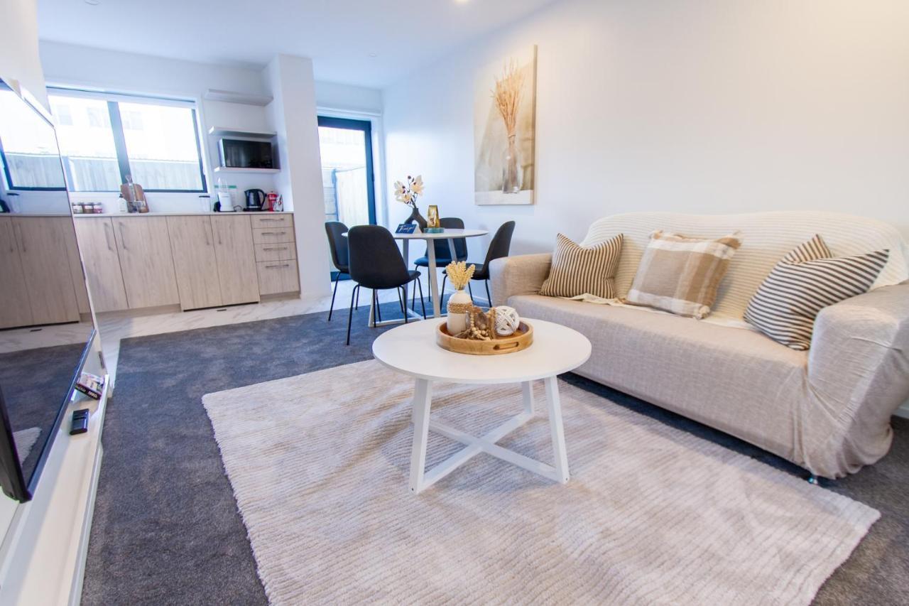 Stylish 2-Bedroom Haven Next To Hagley Park Christchurch Exterior foto
